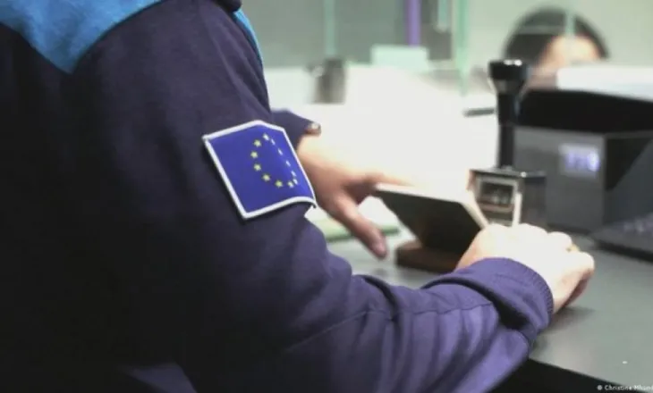 Alarm në aeroporte! Sistemi i ri i BE vonesa masive