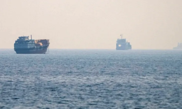 Alarm për tregtinë globale! Pas Hormuzit, Irani mund të mbyllë edhe Bab el-Mandabin