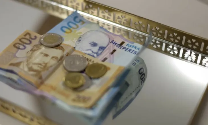 Analiza e REL: Çfarë fshihet pas forcimit rekord të lekut?