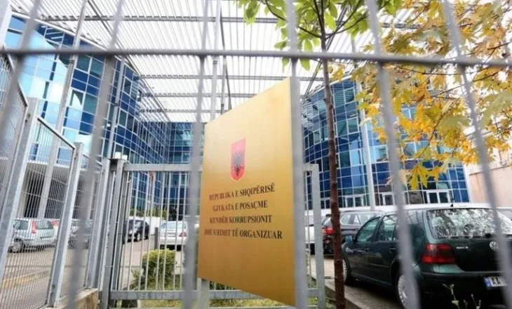 Apartamente, llogari bankare, banesa dhe makina, GJKKO konfiskon pasuritë e 5 anëtarëve të grupit kriminal