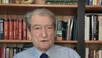 Arkmorti në protestë, Berisha: Shqiptarët përsëritën 20 Shkurtin e 1991, i organizuan Ramës funeralin politik