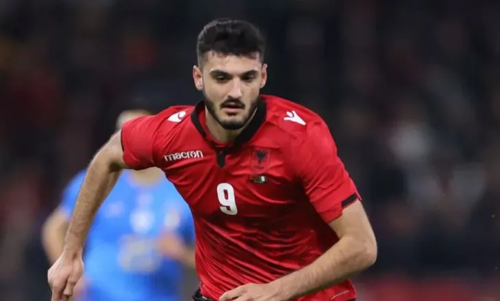 Armando Broja përballë një vere vendimtare, sulmuesi kuqezi zbarkon në Amerikë për të ardhmen