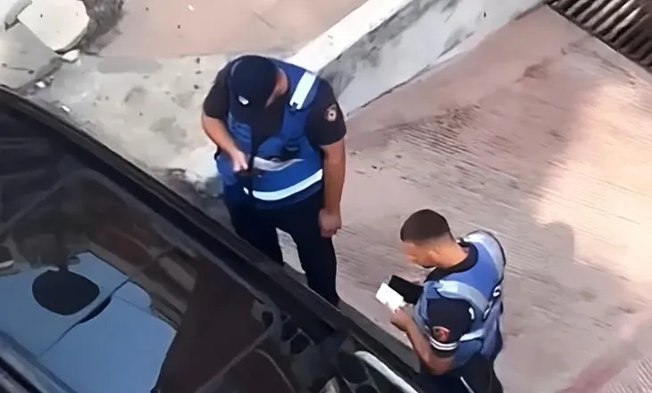 Arrestohen dy efektivë të Policisë në Tiranë, AMP: U kapën duke marrë ryshfet nga një shofer!