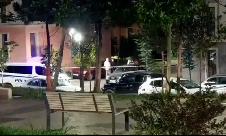 Atentat në Laç, 40-vjeçari me 4 mbiemra vritet me breshëri plumbash në hyrje të pallatit ku banonte