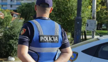 Atentati ndaj 50-vjeçarit në Vorë, dyshohet se është qëlluar me armë me dylbi nga distanca, viktima merrej me…