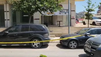 Atentati në Sarandë, si paraqitet gjendja e të plagosurit në spitalin e Janinës