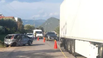 Automjeti del nga rruga në aksin Elbasan-Librazhd, humb jetën 19-vjeçari