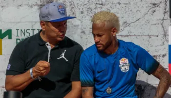 Babai i Neymar mesazh prekës të birit: Udhëtimi yt ka qenë shpesh i dhimbshëm, por vazhdo të luash futboll
