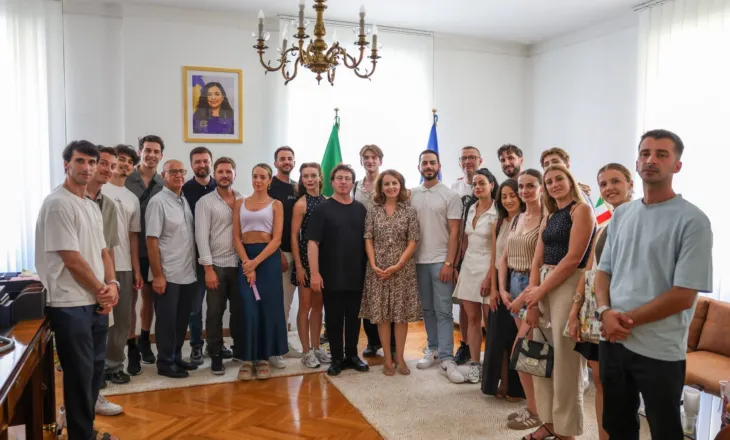 Baleti Kombëtar i Kosovës pritet në Ambasadën e Kosovës në Itali, theksohet rëndësia e diplomacisë kulturore