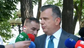 Balla për protestën: Nuk na ndalin një grup mbeturinash sociale dhe politike!
