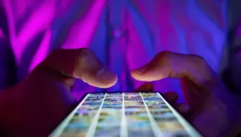 BE akuzon Metën: Facebook dhe Instagram nxisin varësinë te përdoruesit