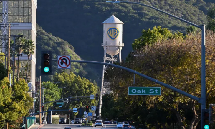 BE miraton me kusht ofertën e Paramount për Warner Bros