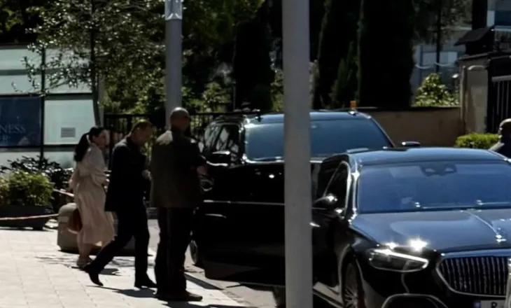 Belinda Balluku drekë me biznesmenin izraelit Ron Yeffet, ja abuzimet e “KAYO” dhe ish-ministres me industrinë…