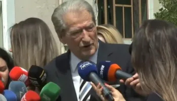 Berisha: Asnjë pushtues nuk ka vendosur shtetrrethim të tillë, qindra traktorë janë bllokuar që të mos vinin në protestë