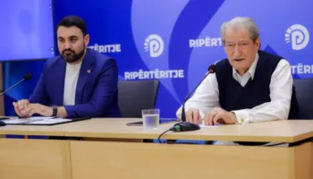 Berisha denoncon: Si u dha licenca e kazinosë në “Air Albania” në shkelje të ligjit dhe lidhjet me Olsi Ramën