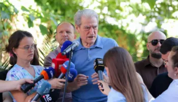 Berisha: Ne nuk ndërhyjmë në punët e protestës, por e mbështesim fuqimisht atë