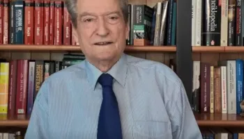 Berisha reagon për protestën: Shqiptarët i organizuan Ramës funeralin e tij politik