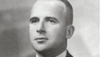 Bie shi, Adrianë