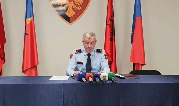Bilanci i Policisë në Elbasan: 14 automjete, armë dhe miliona lekë në vlerë të sekuestruar