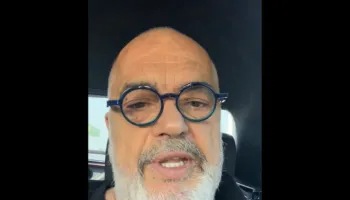 “Bisedo me Edi Ramën TANI!”/ Kryeministri “live” në Facebook, sqaron projektet e qeverisë dhe u përgjigjet qytetarëve