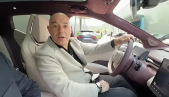 Blendi Fevziu: Shqiptarët s’kanë makina të reja, rekord negativ