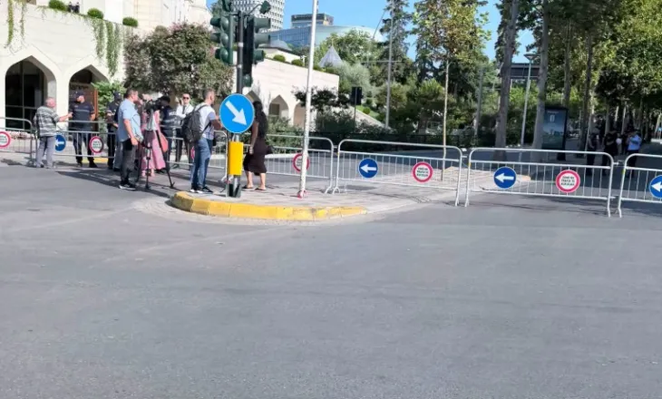 ‘Blindimi’ i Kuvendit, Bardhi: Akt i papranueshëm! Askujt nuk i rrezikohet jeta nga qytetarët që protestojnë