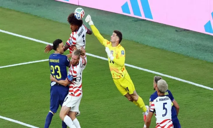 Botërori 2026/ SHBA-ja me dhjetë futbollistë mposht 2-0 Bosnje-Hercegovinën