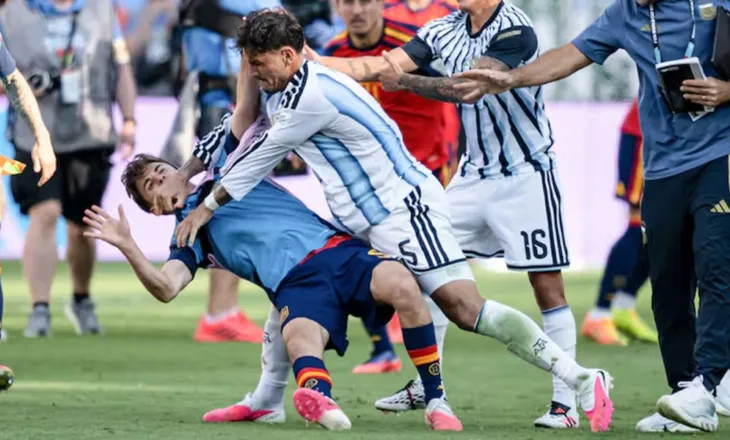 Botërori 2026 shoqërohet me tjetër skandal, FIFA fsheh të vërtetën, Paredes s’u dënua fare
