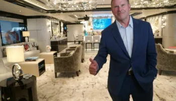 Brenda “Boardwalk”, jahti luksoz 450 milionë dollarësh i ambasadorit amerikan në Itali