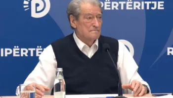 ‘Çdo demokrat të mbështesë protestën’, Berisha: Aty ka dhe eksponentë të opozitës së opozitës, vegël e qeverisë!