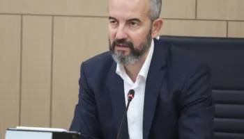 Celibashi kërkon ndryshime në Kodin Zgjedhor: Të sanksionohet ndarja mes shtetit dhe partisë në pushtet