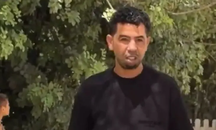 “Çfarë doni, që unë t’ju hedh telefonin apo çfarë?”! Gjesti i babait të Lamine Yamal pak para gjysmëfinales bëhet viral (video)