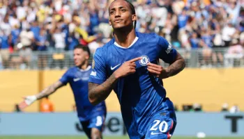 Chelsea i “mbyll derën” Barcelonës për sulmuesin brazilian: Për ne është i paprekshëm