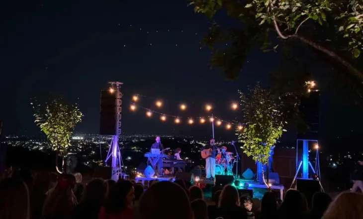 Coldplay Tribute me Shpat Dedën – Një natë ku Prishtina këndoi në një zë