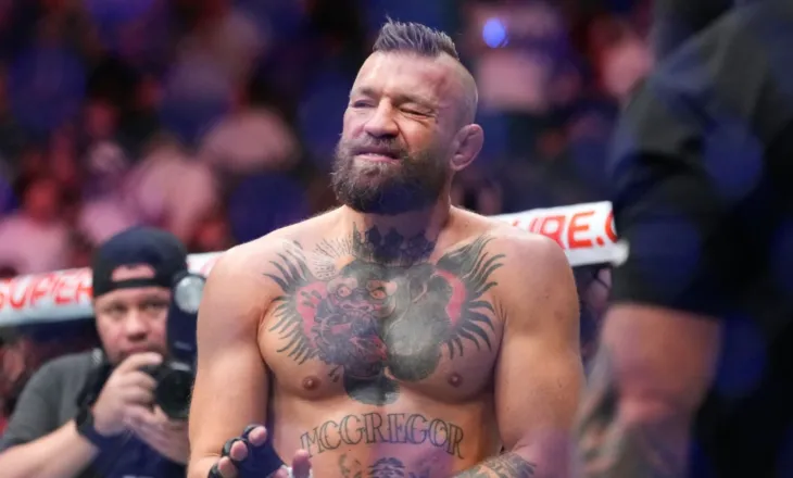 Conor McGregor do t’i nënshtrohet një ndërhyrjeje kirurgjikale pas dëmtimit në gju, shpreson të luftojë përsëri