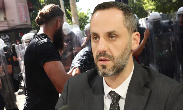 Debate në Kuvend për protestën/ Gazi lotsjellës, Lamallari: I certifikuar, protesta me mercenarë të paguar