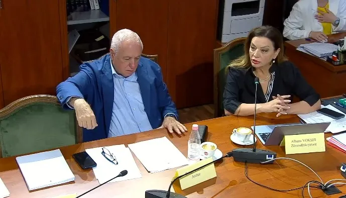 Debate për deklaratën e Paunoviç / Vokshi kërkon shpalljen “non grata”. Hasani: Qeveria ka mbajtur qëndrimin e saj