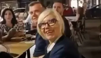 Del VIDEO nga Strasburgu, ‘protestuesit’ ndjekin dhe filmojnë deputetët e PS pranë hotelit