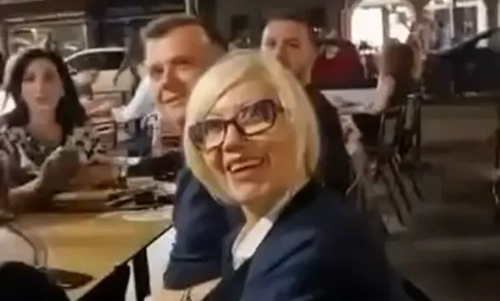 Del VIDEO nga Strasburgu, ‘protestuesit’ ndjekin dhe filmojnë deputetët e PS pranë hotelit