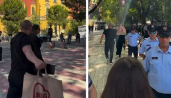 “Deputete e krimit!”/ Sara Mile tmerrohet nga vezët dhe domatet, shkon me truprojë në Kuvend