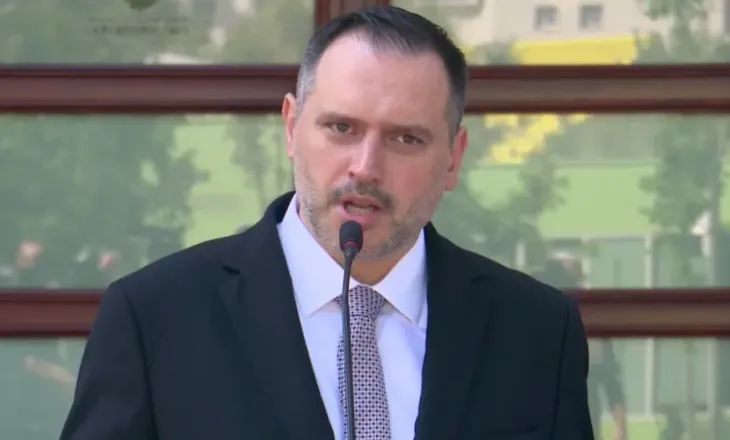 “Dërgojmë 4 oficerë shtabi në Gaza”, ministri Nufi: Miratohet vendimi për shpërblimin për zjarrfikësit (VIDEO)