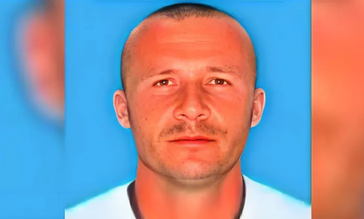 Detaje nga atentati ndaj Edmond Sulës, autori dyshohet se ishte vrasës me pagesë; u filmua nga kamerat e sigurisë