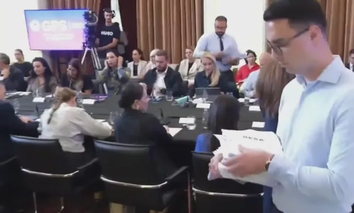 Detyrë shtëpie për socialistët, Rama bën gati dokumentin ‘Besa’: Do ta merrni me vete ta studioni në pushime