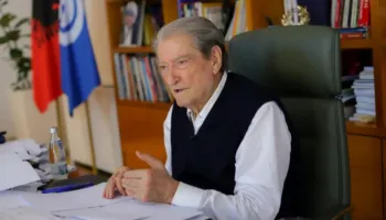 Dhuna ndaj protestuesve para Parlamentit, Berisha: Rama përdori lëndët kimike njëlloj si ato në luftë! Lëvizja…