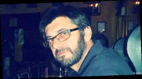 Dhunohet gazetari Ilir Demalia në derën e shtëpisë, dy të panjohur autorë të sulmit