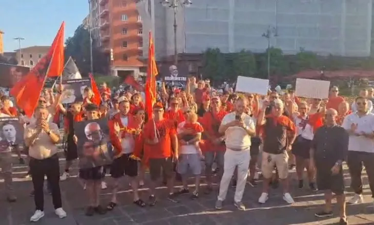 Diaspora proteston kundër Ramës: Shqiptarët mbushin sheshet në Pisa dhe Bolzano