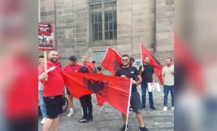 Diaspora proteston sërish në Nuremberg kundër kryeministrit Rama, në mbështetje të protestës në Tiranë
