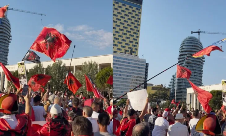 Diaspora ‘pushton’ Tiranën/ Qytetarët nisin organizimin në sheshin “Skënderbej”: Rama jep dorëheqjen