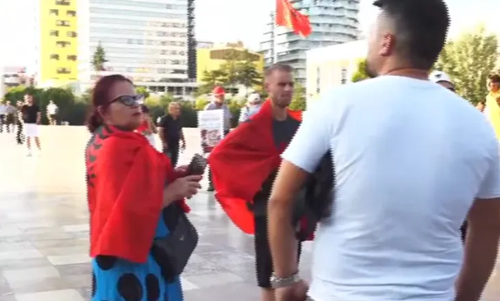 Dita e 37-të e protestës, nis grumbullimi i qytetarëve në sheshin “Skënderbej”