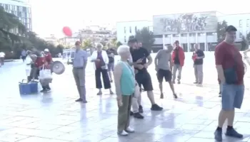 Dita e 41-të e protestës, nis grumbullimi i qytetarëve